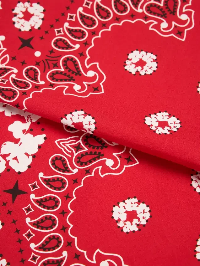 Cotton Wreath bandana w wzór paisley z motywem wieńca, czerwona