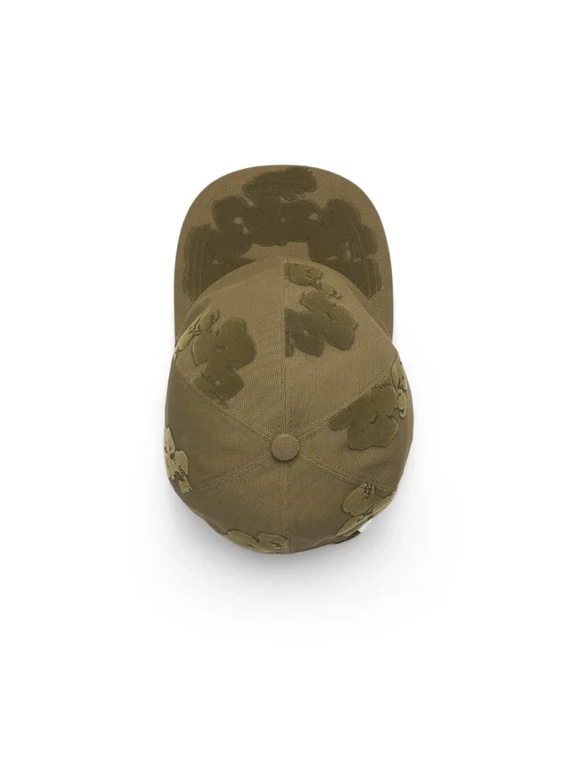 Czapka z flokowanym motywem „Cotton Wreath” w kolorze tan