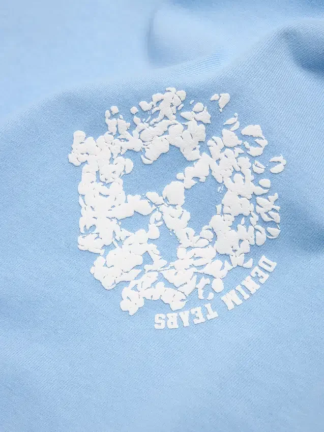 Koszulka Denim z okrągłym dekoltem „U” – jasnoniebieska