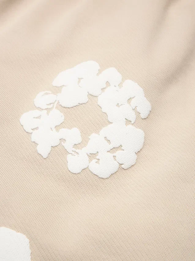 Krótkie spodenki dresowe Cotton Wreath w kolorze kremowym
